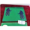 Image 4 : 2 Frobisher Bay Hand Crafted Canadian Inuit Place Mats 11'' x 14'' 