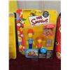 Image 3 : 5 New Old Stock Simpsons Figurines in Packages 