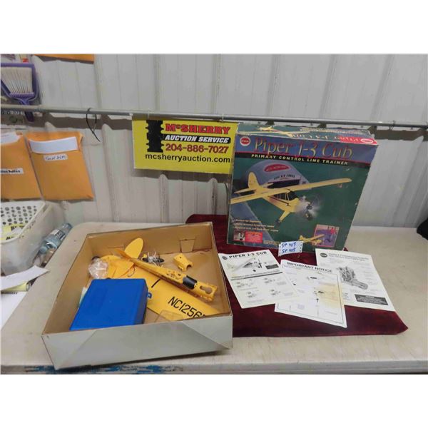 Cox Piper J-3 Cub Primary Control Line Trainer Plane with Box and Pamphlets 