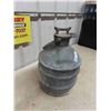 Image 2 : 5 Gallon Gas Can Legal Measuring 