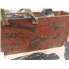 Image 9 : Dupe a Goose Hunting Kit by Dunster Crate, 11 Vintage Folding Geese Decoys 