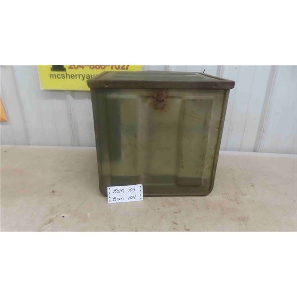 Military Case 14 3/4'' x 12'' x 14 1/4'' 