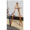Image 3 : 6ft Wooden Ladder - Good Condition