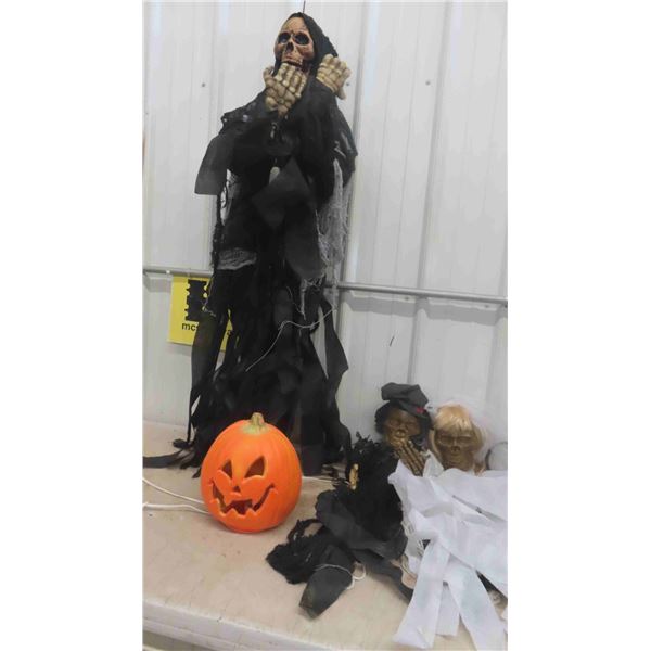 Halloween Décor : 10'' Tall Jack-O-Lantern Blow Mold, Hanging
