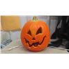 Image 2 : Halloween Décor : 10'' Tall Jack-O-Lantern Blow Mold, Hanging