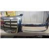 Image 7 : GMC Truck Grill