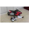 Image 1 : RC Polaris Snowmobile 16 1/2'' x 7'' x 7 1/2'' 