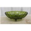 Image 8 : Pyrex: 2 Mixing Bowls, Casserole Dish with Lid , Juice Container,