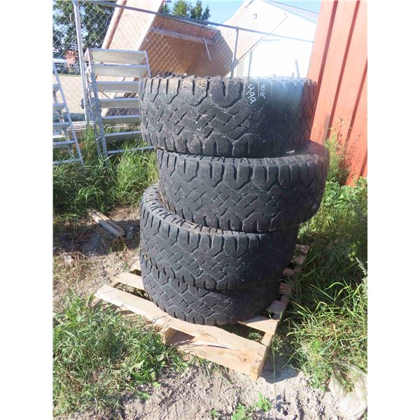 Goodyear Wrangler LT 325/60 R 20 Tires 