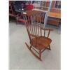 Image 1 : Wood Rocking Chair 