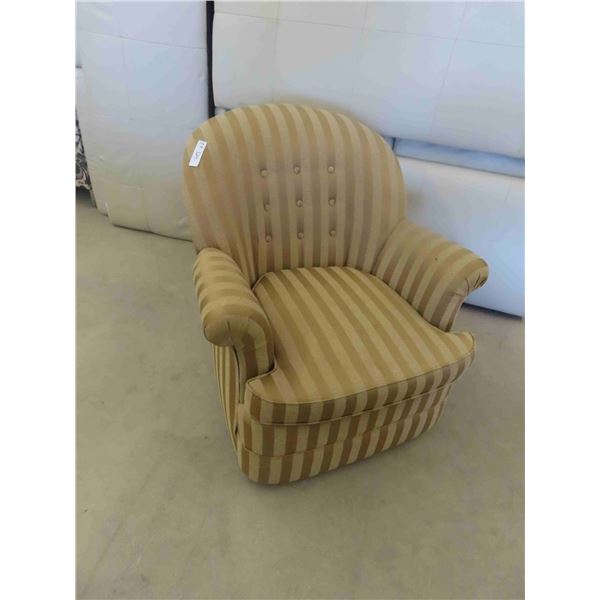 Living Room Button Back Swivel Chair 