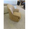 Image 4 : Living Room Button Back Swivel Chair 