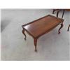 Image 3 : Vintage Walnut Coffee Table 17'' x 35'' x 18'' & End Table 25'' x 25'' x 18'' 