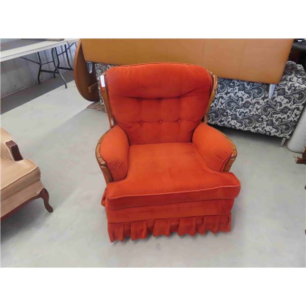 Living Room Button Back Chair 
