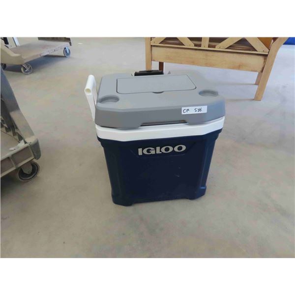 New Igloo Rolling Cooler 62 Quart