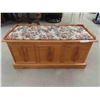 Image 1 : Cedar Lined Bench/Chest Combo 20'' x 39'' x 16''