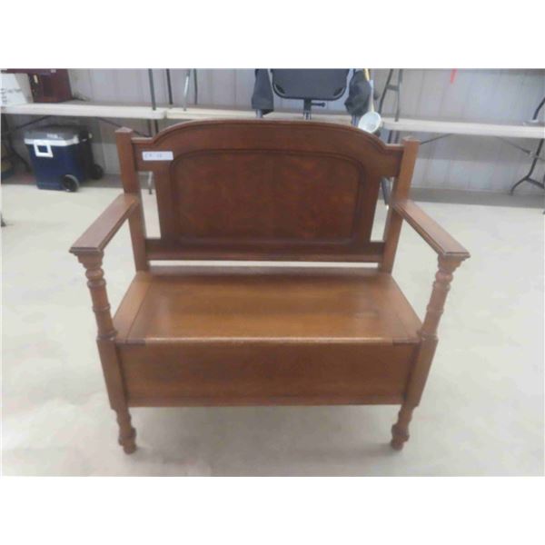 Mission Oak Hall Bench with Hinged Top for Storage 37'' Wide 