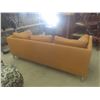 Image 6 : Leather/Leather-Style Couch