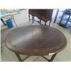 Image 2 : 1/4 Cut Oak Table with Carved Details and Jacob Bean Twist Legs 30'' x 32'' 