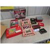 Image 1 : Monopoly Hockey Factory Set, Jig Saw Puzzle, Cards and Poker Chips 