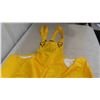 Image 9 : Rainsuits Size XL : 4 Coats, 1 Pant, 1 Bibbed Pant