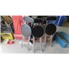 Image 4 : 3 Fold Up Stools 