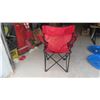 Image 4 : 2 Plastic Snow Flying Saucers, Portable Lawn Chair with Carry Bag