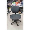 Image 5 : Office Chair with Swivel/Wheels 