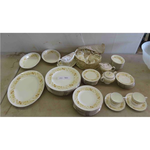 75+ Pieces of Wedgewood Mimosa 