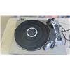 Image 3 : Technics Belt Drive Turntable with Dust Cover
