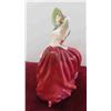 Image 3 : 2 Royal Doulton Figures: 1939 Autumn Breezes 7 3/4'' , 1962 Fair Lady 7 3/4'' 