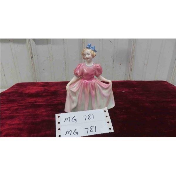 1935 Royal Doulton Sweeting 6 1/4'' Tall