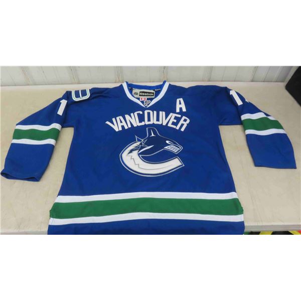 Vancouver Canucks Jersey Size 50