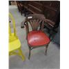 Image 4 : 3 Vintage Wood Chairs 