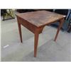 Image 2 : Wood Table 27'' x 32'' x 24'' 