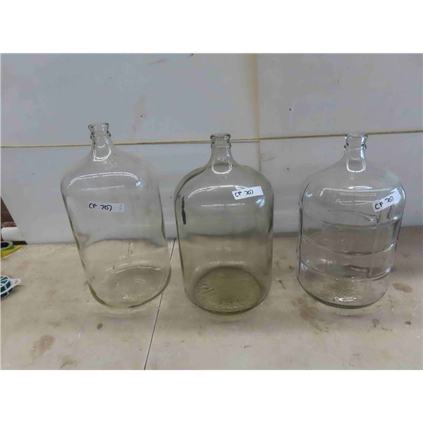 3 Glass Wine Carbines 