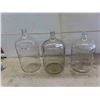 Image 1 : 3 Glass Wine Carbines 