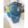 Image 2 : 4 Storage Totes All with Lids 