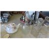Image 8 : Glassware : Decanters, Wine, Serving Plates, Tea Pots & More 