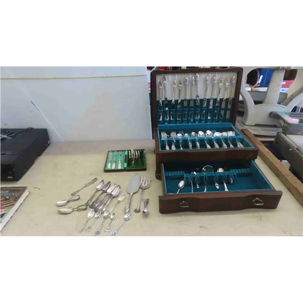 Flatware, Fancy Serving Cutlery with Wood Case 
