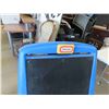 Image 2 : Little Tykes Self Standing Chalk Board 45'' x 27'' 