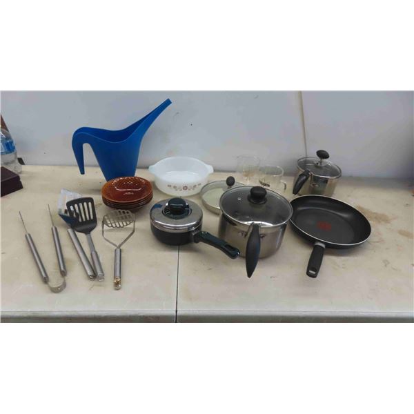 7pcs Pots , Pans & Lids , Kitchen/BBQ Utensils , Casserole Dish & More 