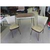 Image 1 : Retro Table 30'' x 37'' x 30'' , 2 Chairs 