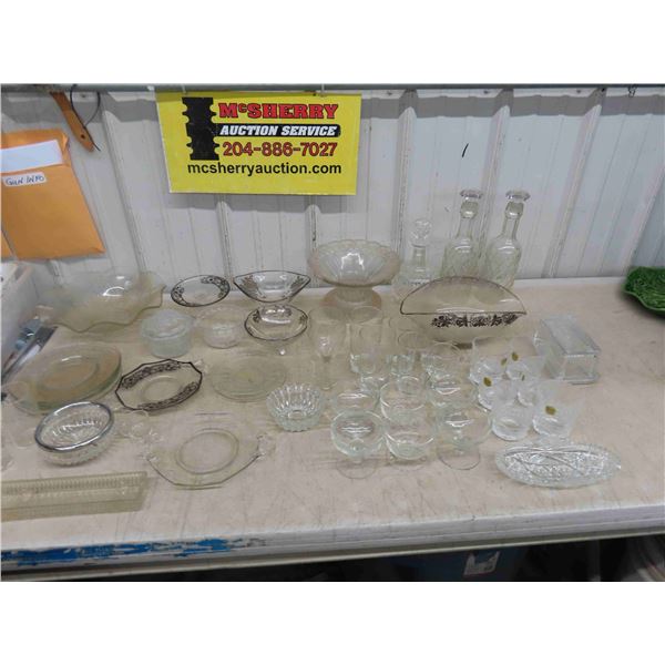 Glassware: Decanters, Serving Bowls, Glasses & More 
