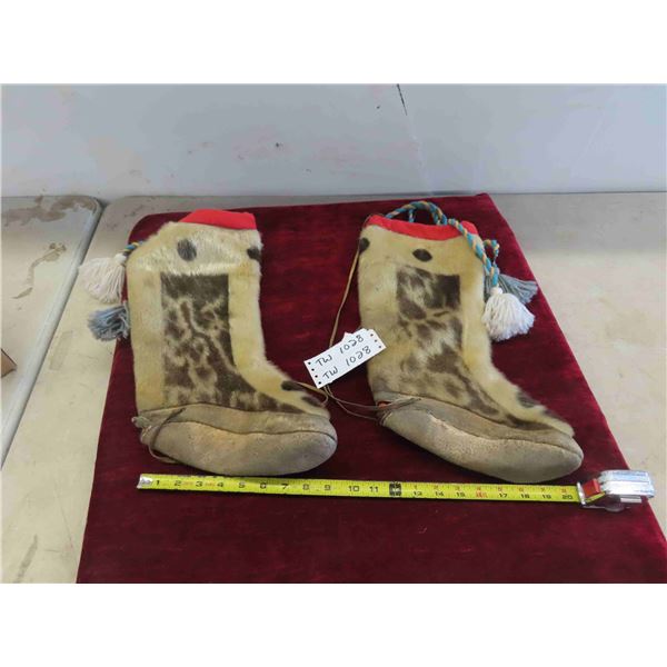 Inuit Mukluks 