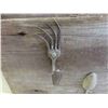 Image 4 : Rustic Coat Hanger 25'' x 9 1/2'' , Wynola Metal Sign 19 1/2'' x 9 1/2'' 