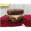 Image 2 : Vintage Indigenous Basket with Lid 4 1/2'' Tall x 6 1/2'' Diameter -Excellent 