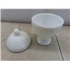 Image 4 : 2 Miniature Milk Glass Chicken Dishes , 5 Other Pieces 