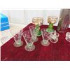 Image 6 : 2 Collector Plates , Parfait Glasses , Vases , Plus 