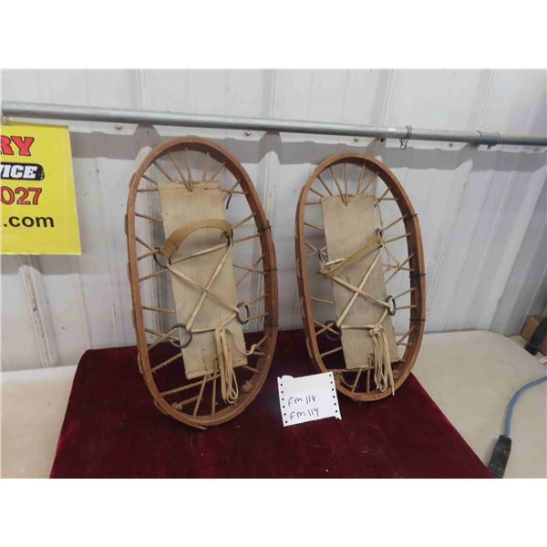 Early Snow Shoes 'Bear Paws' 19'' x 10'' 
